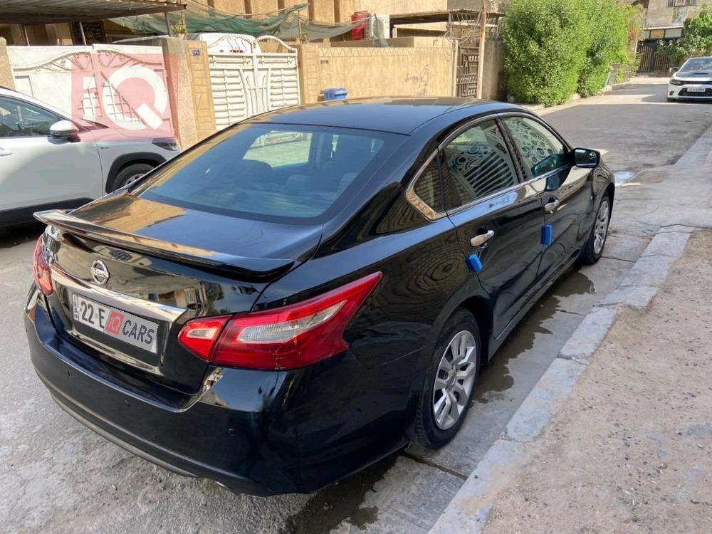 نيسان ألتيما